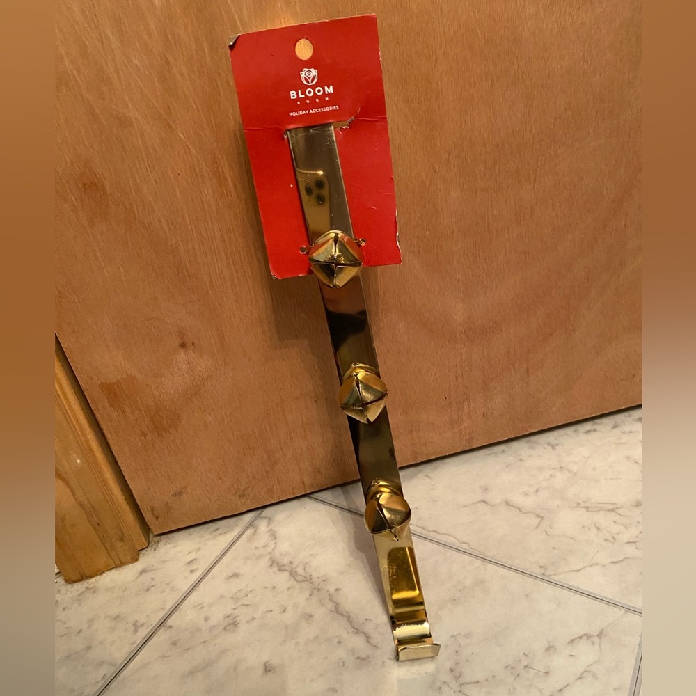 Bloom Room Christmas Bells Holiday Wreath Hanger 🔔